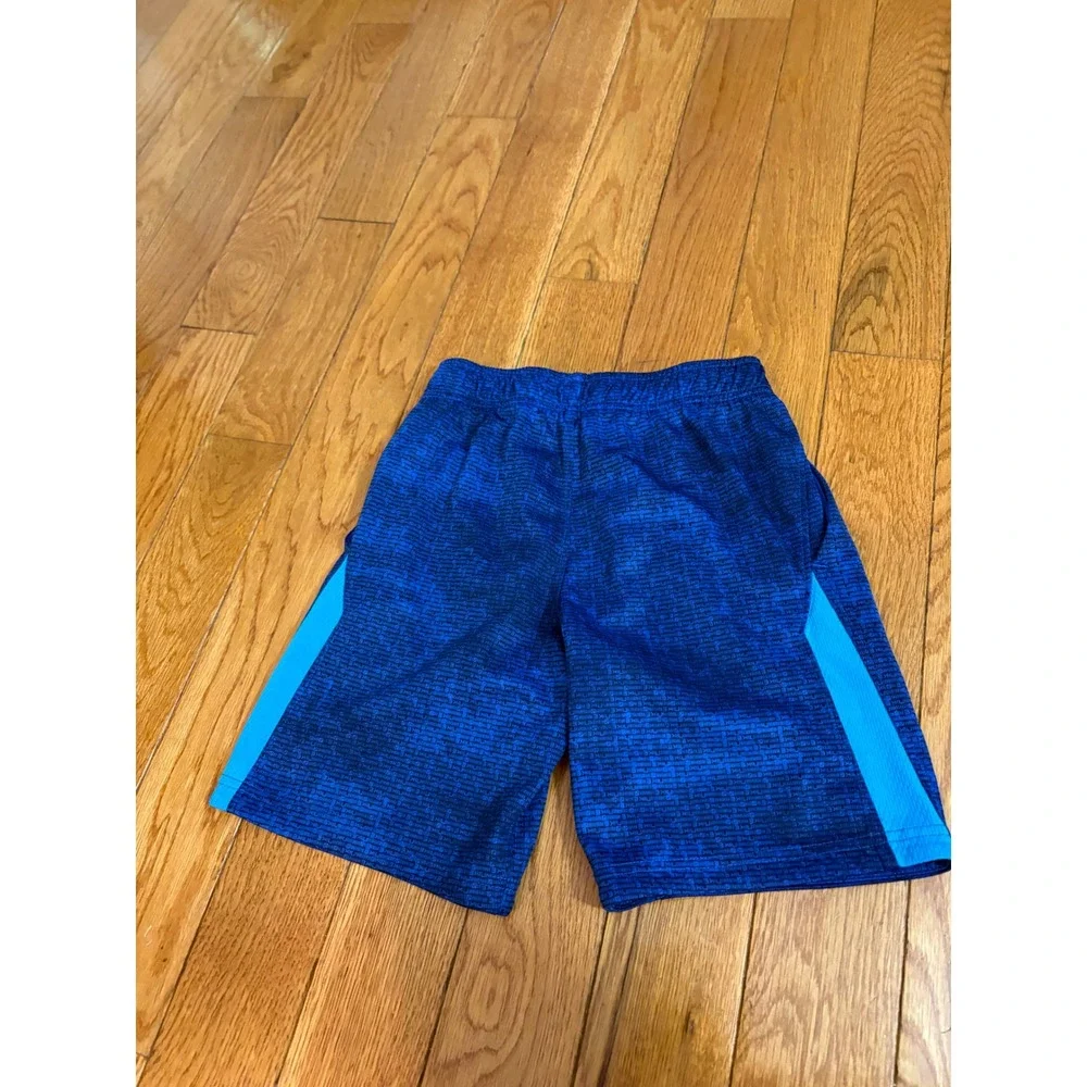 Nike Boys Dri-FIT Athletic Shorts Bundle Grey Blue Size Small 2 Pack Basketball